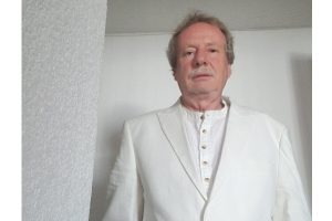 Regis-Flipo-2.jpg
